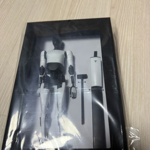 테슬라 봇 피규어 새제품