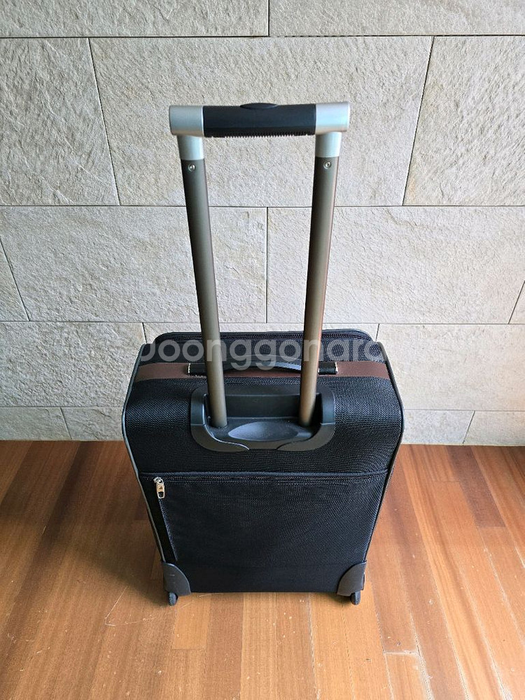 24인치 여행캐리어 팔아요--3