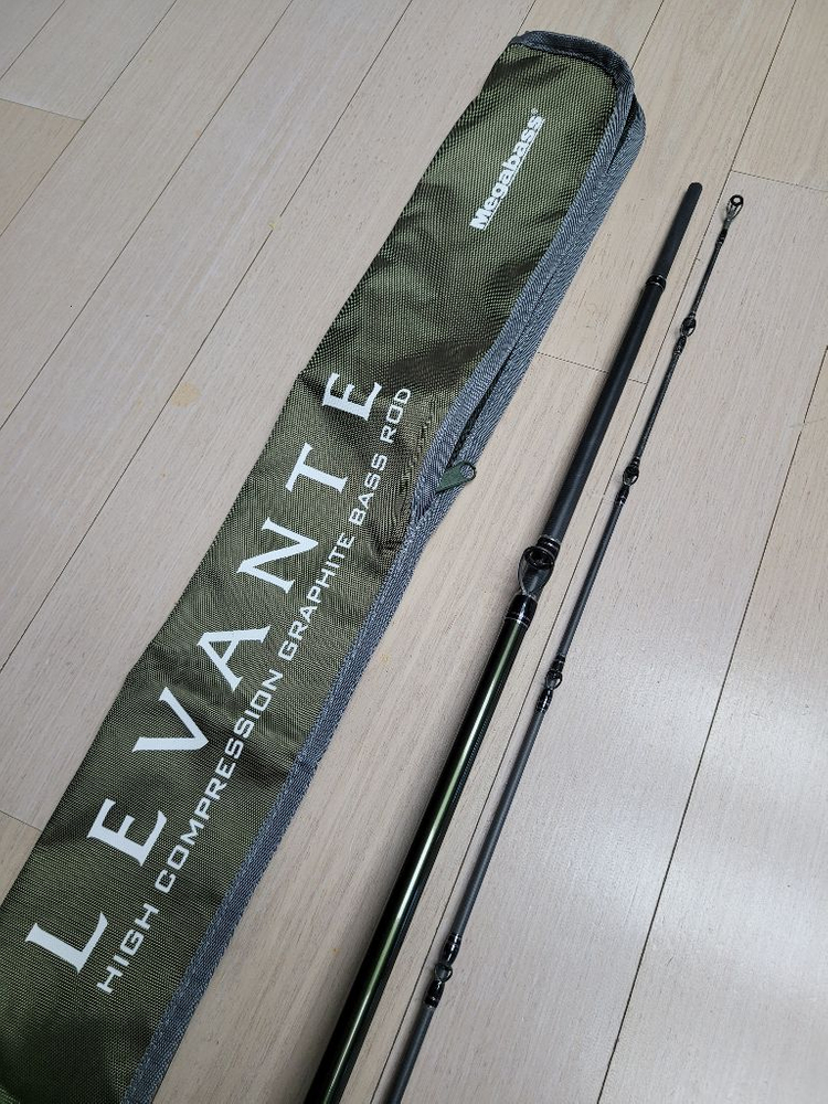 메가배스 레반테 베이트2피스 F7-72LV 배스낚시대 이미지