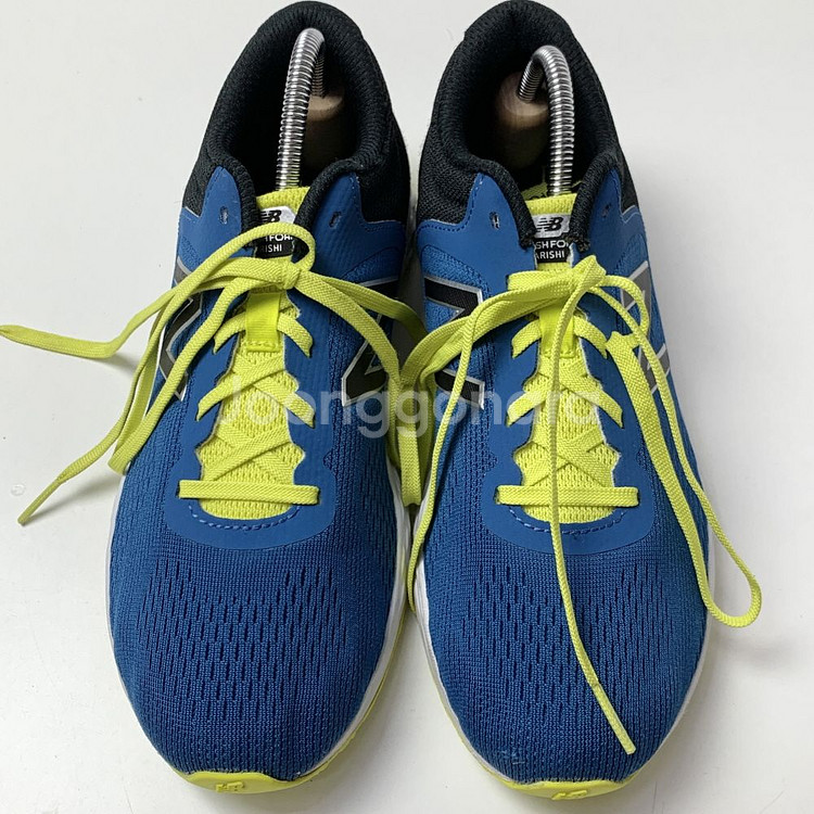 [240/정품] 뉴발란스 아리쉬 V2 프레쉬폼 운동화--1