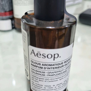 이솝 올루스 룸 스프레이 50ml 미개봉 새제품 팝니다