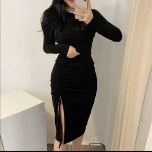 새상품) 블랙 셔링 섹시 원피스