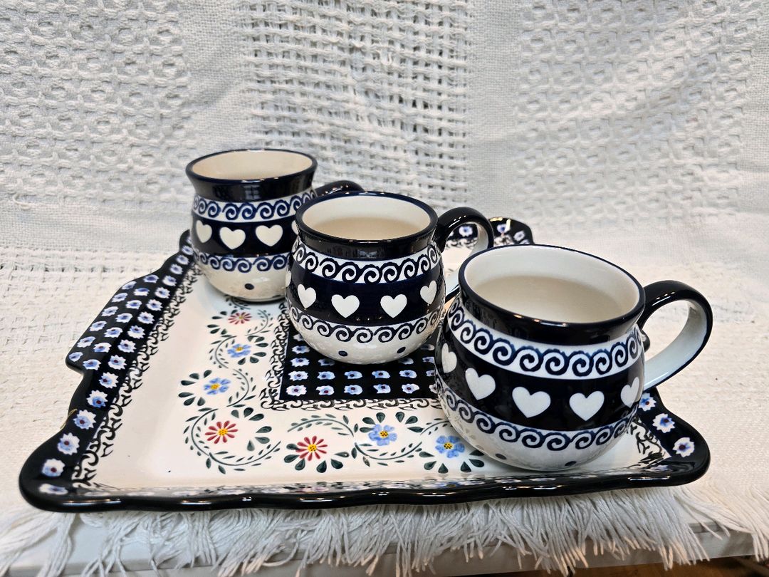 프라카 사각접시와 파뷔에 머그.미사용