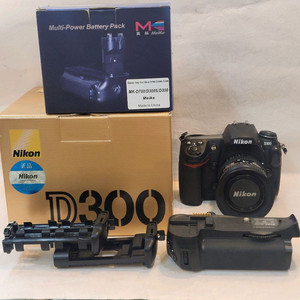 니콘 정품 D300 af35-70mm 번들