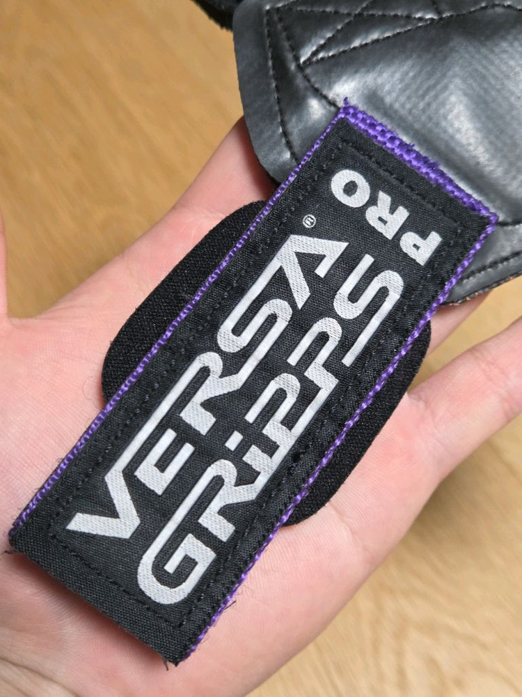 베르사프로 xs 퍼플 팝니다--3