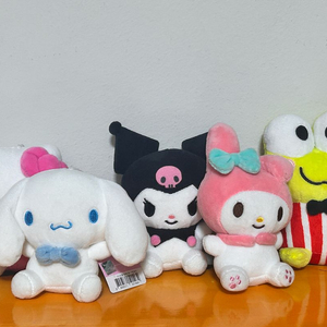 산리오 캐릭터 키링 인형 세트