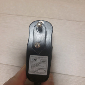 18핀 올드폰 충전기 팝니다