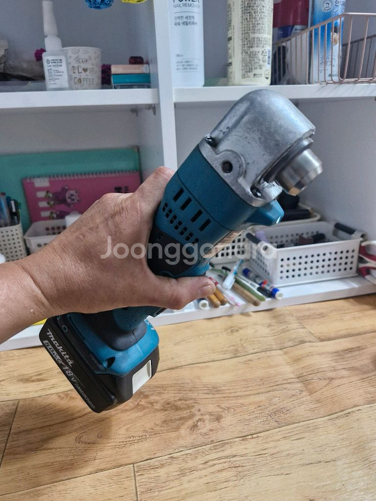 마끼다충전코너드릴 DDA350 최상급.배터리포함 직각드--9