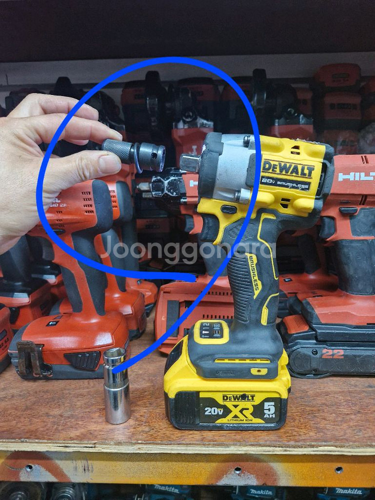 디월트충전임팩렌치 DCF922 미드토크임팩렌치 아시바렌--8