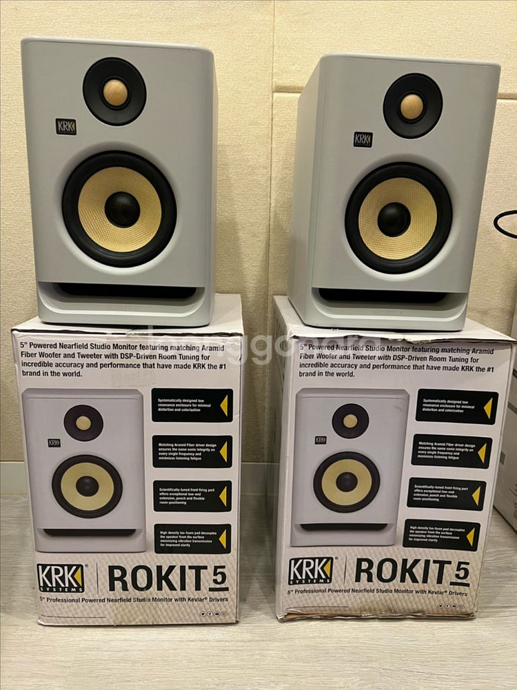 krk rokit 5 G4 화이트 1조--0