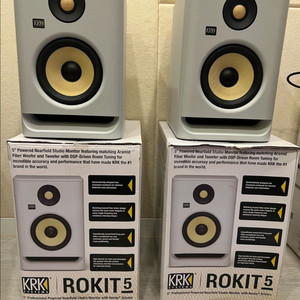 krk rokit 5 G4 화이트 1조