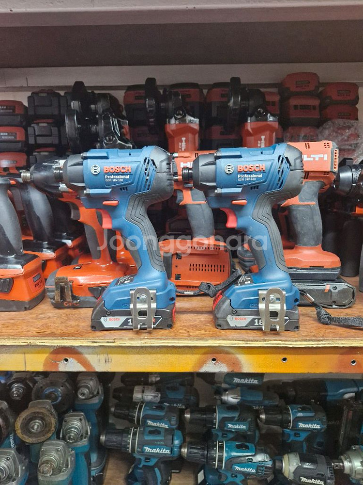 보쉬충전임팩드라이버 미사용본체 배터리깔끔한중고 충전임팩--0