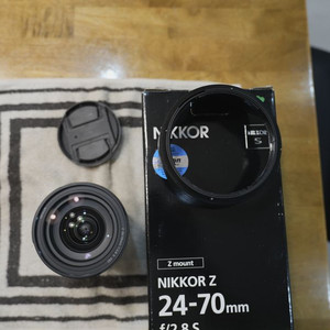 니콘 z 24-70mm f2.8