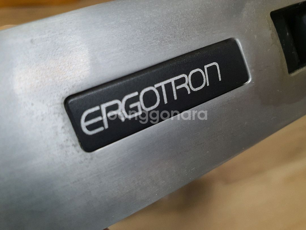 ERGOTRON LX 어고트론 모니터암--1