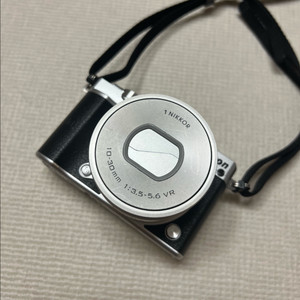 Nikon 1 J5 미러리스 카메라 실버 풀세트 판매