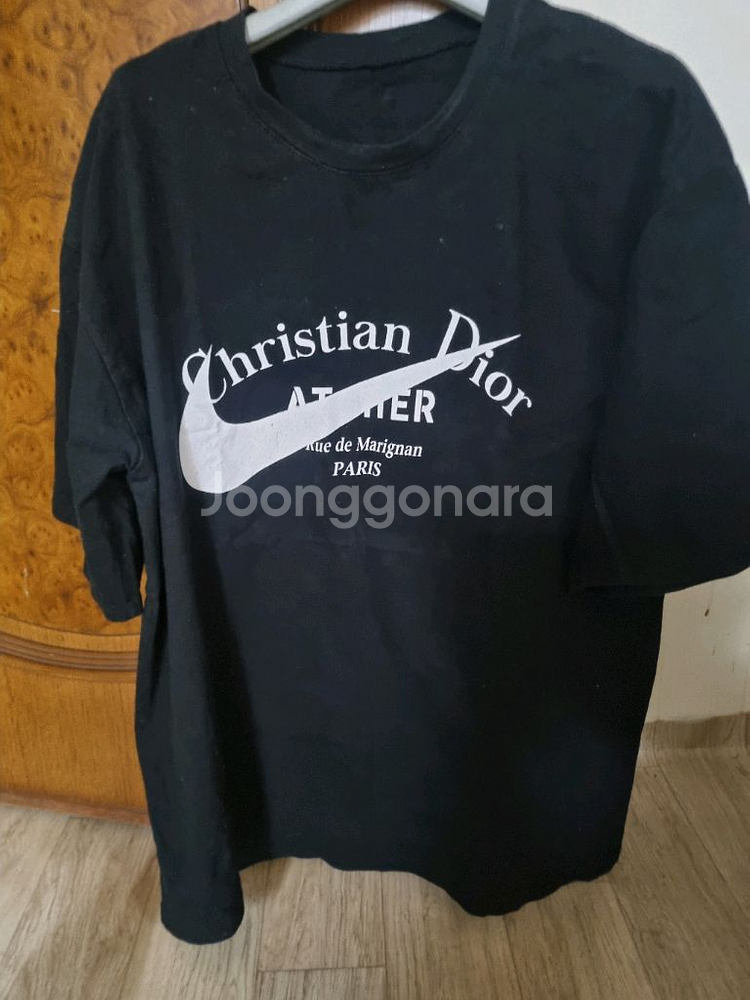 나이키 크리스쳔디오르 반팔티. L/XL--0