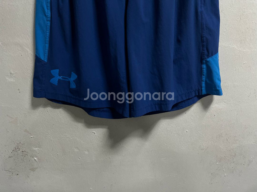 32-33 언더아머 기능성 스판 밴딩 반바지--4