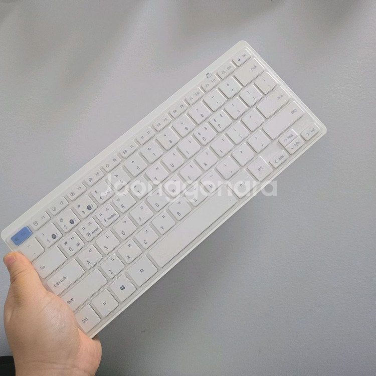 갤럭시 탭 S10 FE+ 블루 색상 판매합니다--5