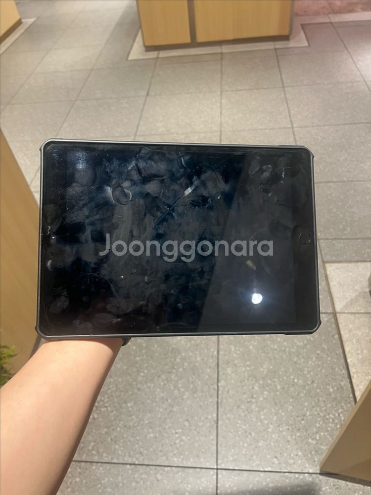 아이패드 7세대 32g 와이파이--1