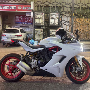 두카티 슈퍼스포츠 s