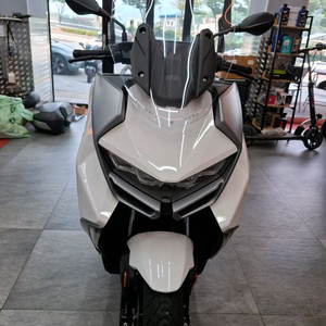 22년식 BMW C400GT
