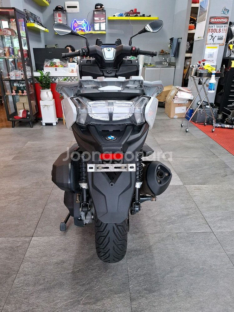 22년식 BMW C400GT--9