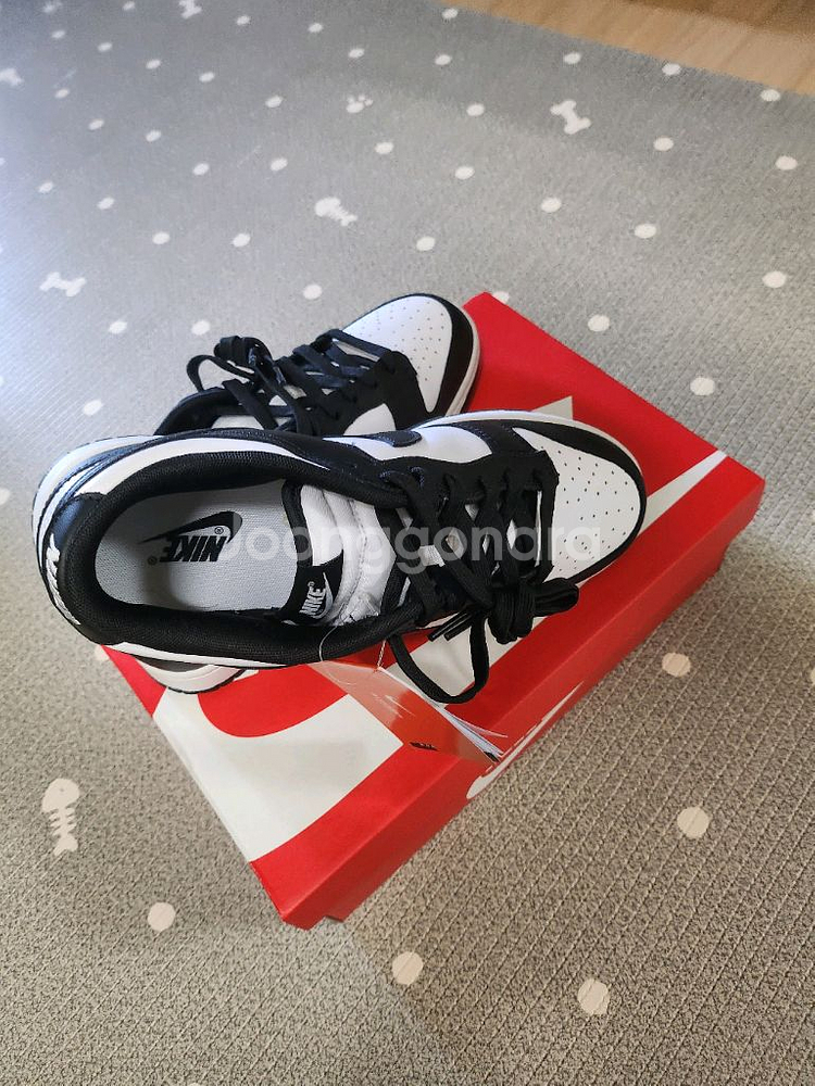 나이키 범고래 275--0