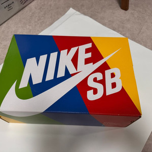 나이키 SB 덩크 로우 275mm