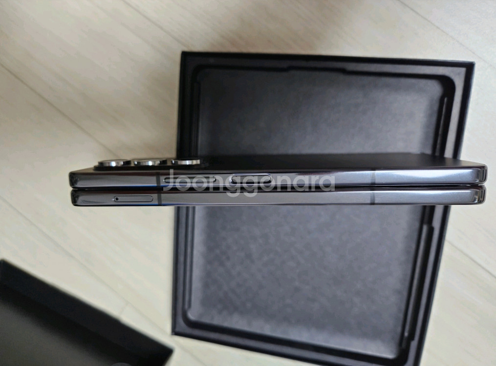 갤Z폴드5 256gb 블랙팝니다.--0