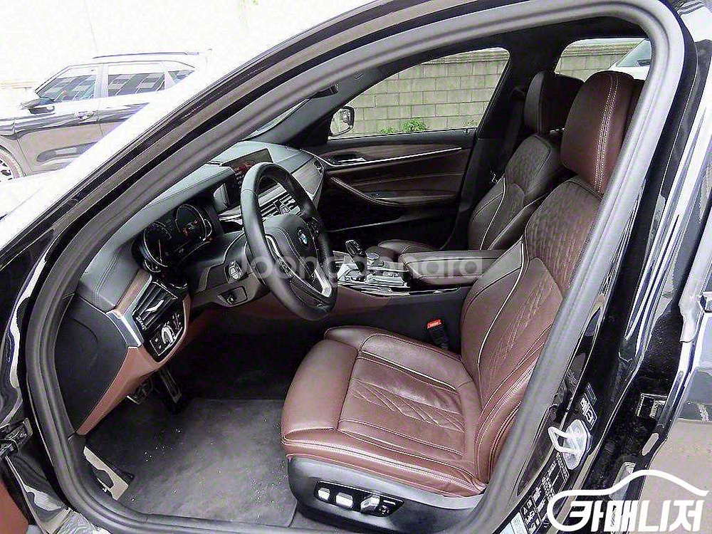 [BMW]5시리즈 (G30) 530i xDrive M--4