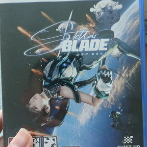 PS5 스텔라 블레이드 택포 4만원에 판매합니다.