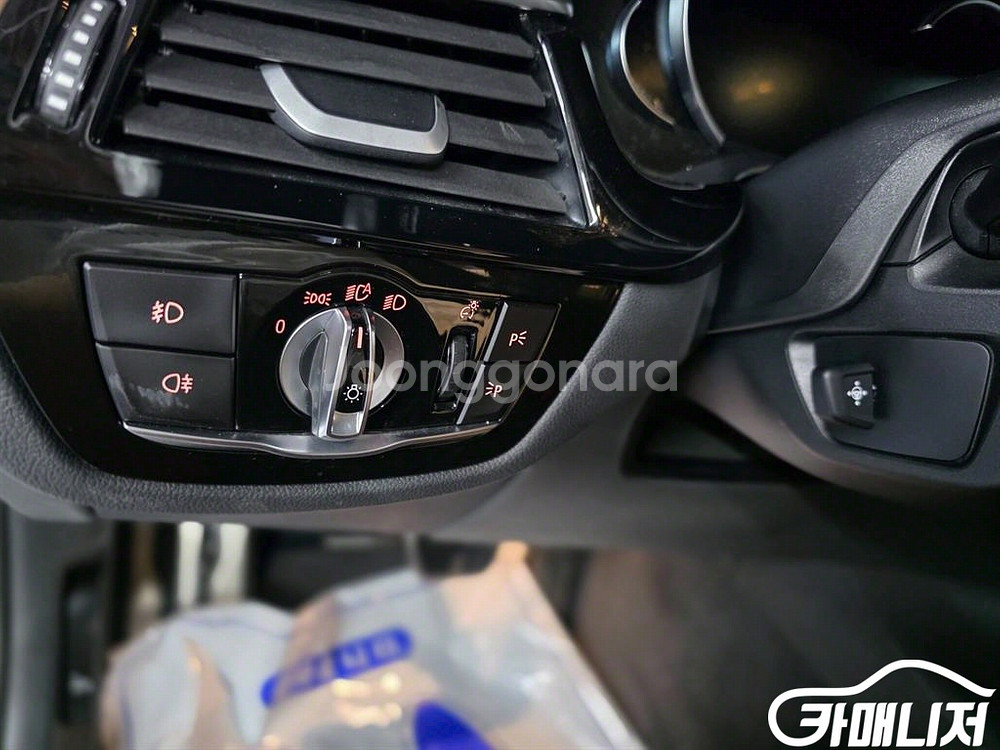 [BMW]5시리즈 (G30) 520d M 스포츠 플러스--8