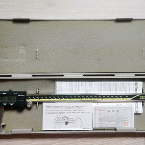 미쓰토요 디지털 캘리퍼스 300mm