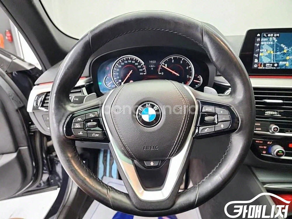 [BMW]5시리즈 (G30) 520d M 스포츠 (0톤--8