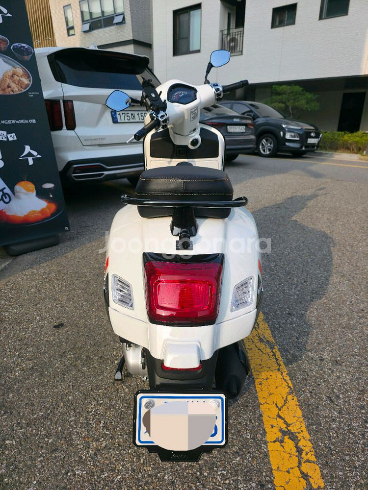 베스파 gts125 판매합니다(민트급)--3
