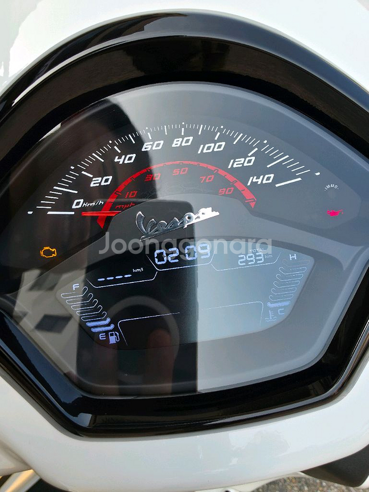 베스파 gts125 판매합니다(민트급)--6