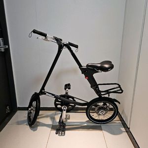 스트라이다 자전거 16인치 블랙무광