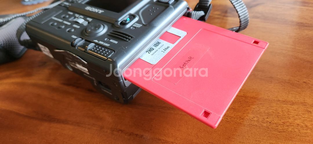 소니 MVC-FD81 디지털카메라 팝니다--2