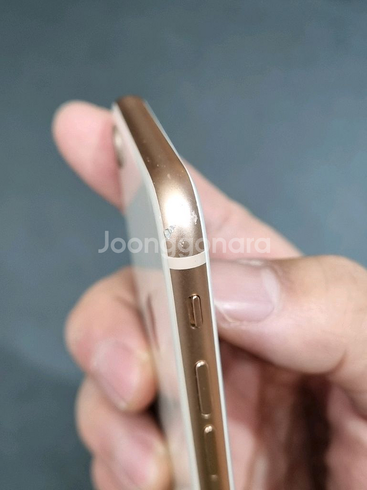 아이폰8 골드 256GB 배터리 100%--4