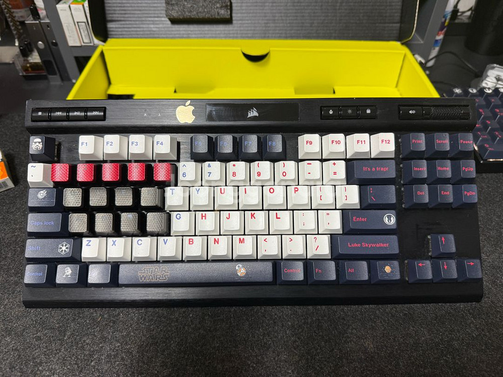 커세어 K70 RGB TKL 키보드--0
