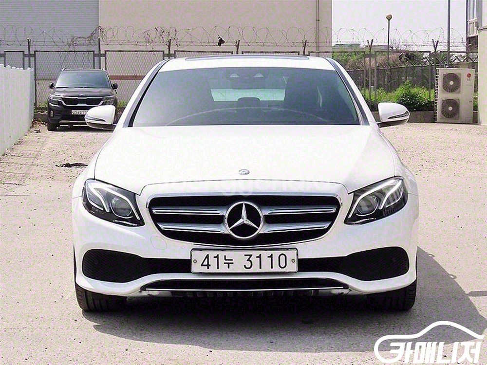 [벤츠]E-클래스 W213 E220d 아방가르드 #앱특--0