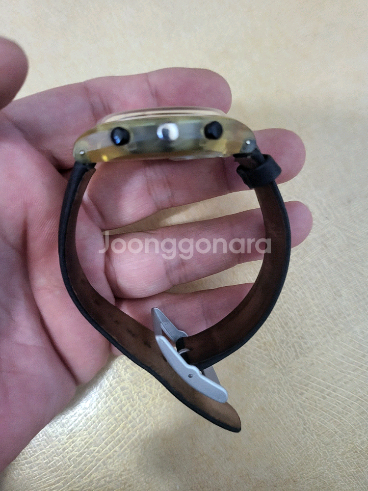 스와치 크로노그래프 가죽시계--3