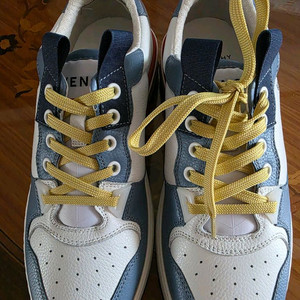 지방시 스니커즈 사이즈 270