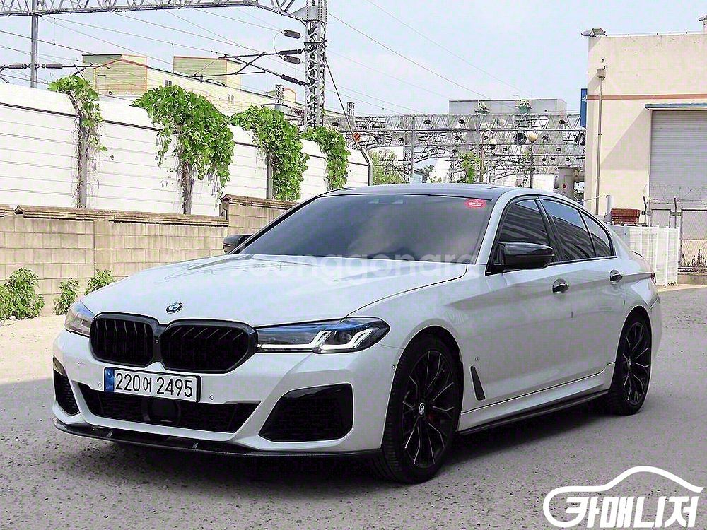 [BMW]5시리즈 (G30) 520d M 스포츠 플러스--1