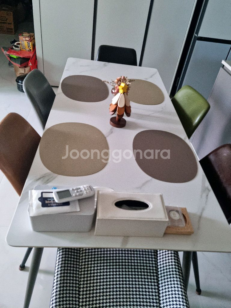 세라믹식탁 의자포함 급매해요--0