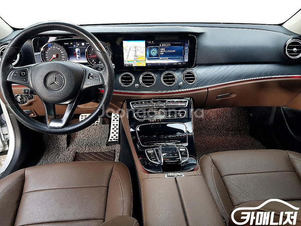 [벤츠]E-클래스 W213 E220d 아방가르드 #앱특--4