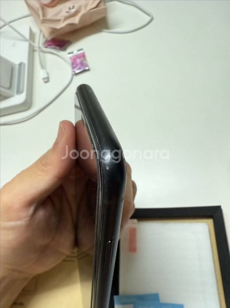 아이폰XR 128GB 블랙 팝니다. (아이폰XR)--4