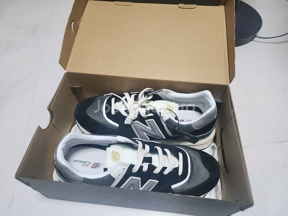 [새제품] 뉴발란스 574 레거시 블랙 300--0