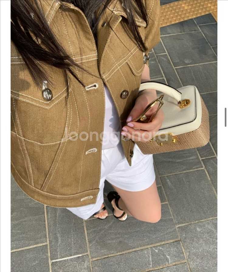 [새상품] 마이아이코 블리커백 (아이보리 라탄)--0