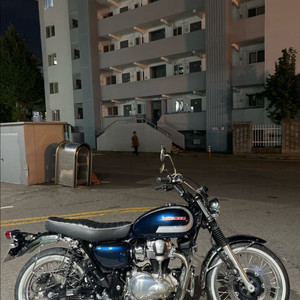 서울 W800 21년식 10,6@@ 튜닝다수